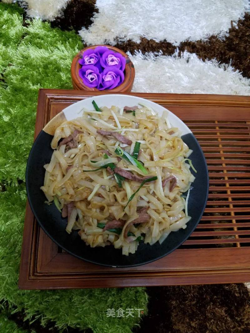 Stir-fried Niuhe recipe