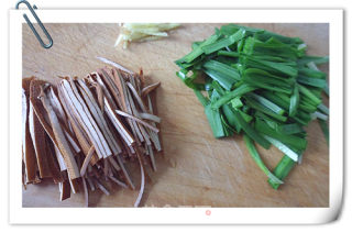 Shredded Beans and Chives recipe