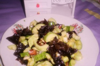 Fungus Mixed with Cucumber recipe