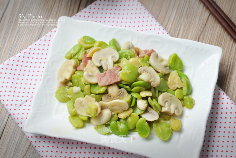 Fava Bean and Mushroom Stir-fried Bacon, A Delicacy Not to be Missed in The Broad Bean Season recipe