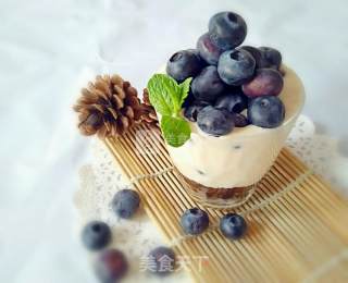 Yogurt Blueberry Cup recipe