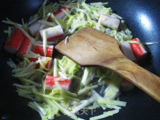 Fried Crab Sticks with Leek Sprouts recipe