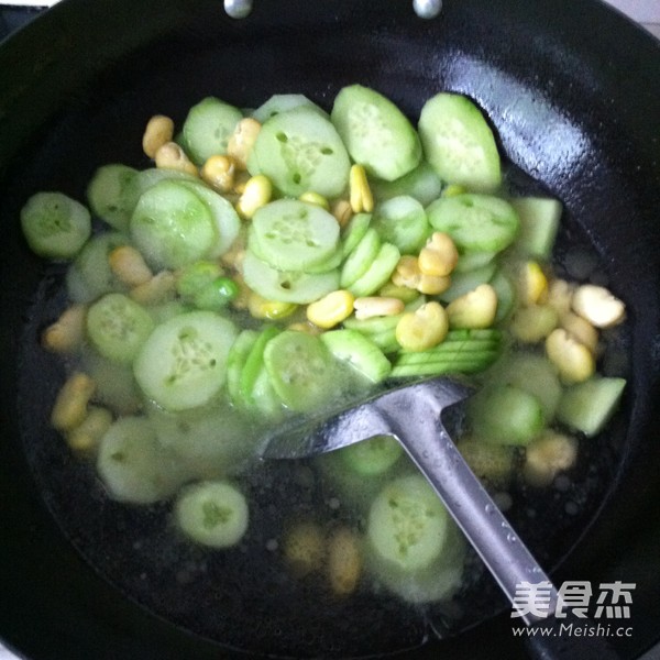 Fried Cucumber with Watercress recipe