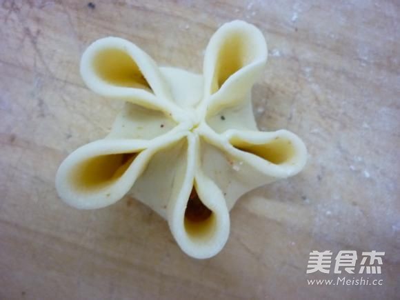 Peony Steamed Dumplings recipe