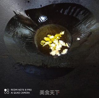 Fried Lotus Root with Purple Cabbage recipe