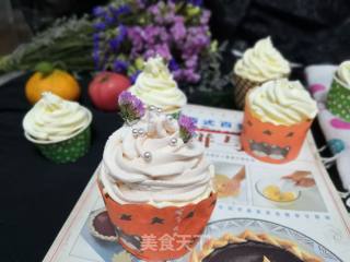 Whipped Cream-chiffon Cupcakes recipe
