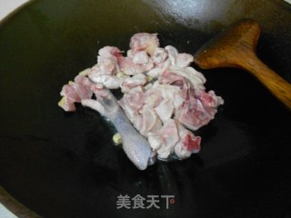 Fried Double Mushroom with Chicken recipe