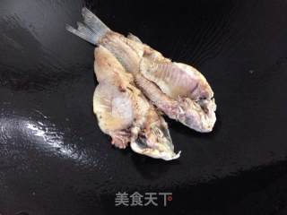 Crucian Tofu Soup recipe