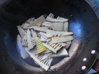 Toon Fried Spring Bamboo Shoots-golden Dragon Fish Fragrant Sesame Oil Experience Report recipe