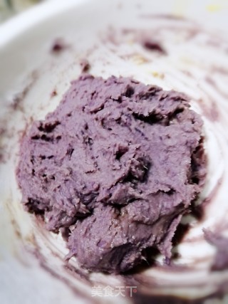 Fried Purple Sweet Potato Meatballs recipe