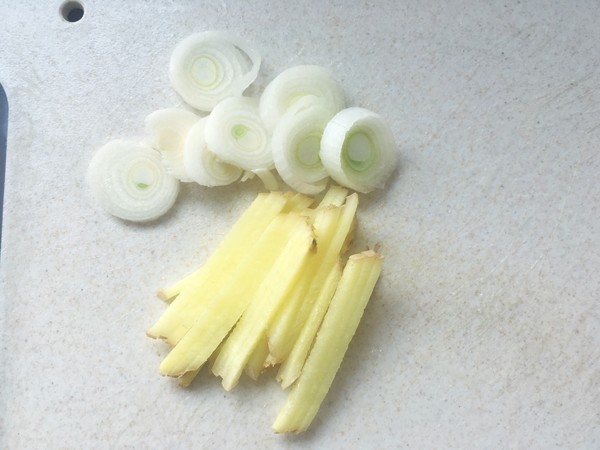 Shredded Radish Shrimp Soup recipe