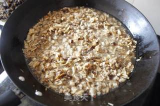 Fried Rice with Dried Bamboo Shoots and Glutinous Rice recipe