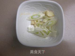 Chayote Stir-fried Pork recipe