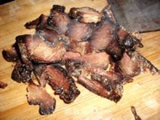 Stir-fried Bacon with Lettuce recipe