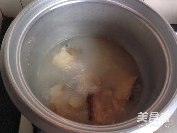 Fuzzy Fish Bone Soup recipe