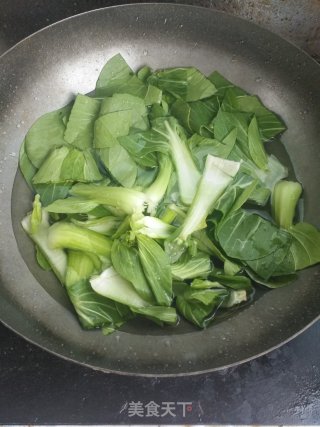 Stir-fried Shanghai Green with Mushrooms recipe