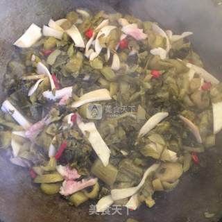 Stir-fried Pickles with Coprinus Comatus recipe