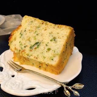 Chrysanthemum Sesame Chiffon Cake recipe