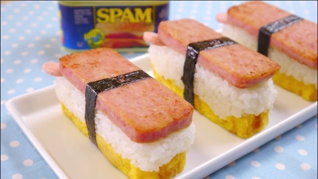 Spam Sushi Masubi Luncheon Meat and Sweet Egg Sushi by あっ, 之想グルメだ! recipe