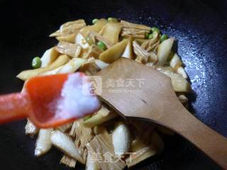 Edamame with Yuba and Bamboo Fired Rice White recipe
