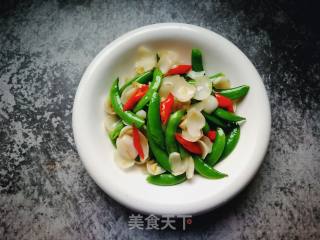 #团圆饭# Lily Fried Sweet Beans recipe