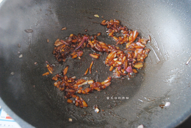 Fried Spiral Noodles recipe