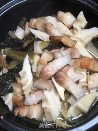 Hakka Bitter Bamboo Shoots in Pot recipe