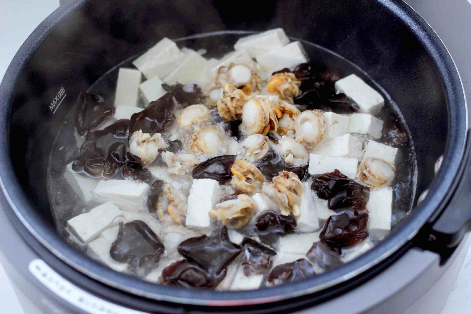 Seafood Fungus Tofu Soup recipe