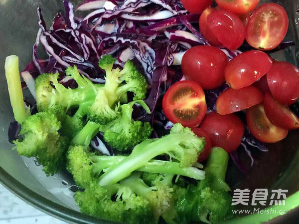 Healthy and Delicious Vegetable Salad recipe