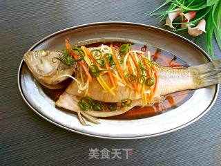 [guangdong] Cantonese Style Steamed Fish recipe