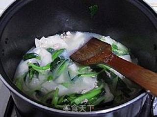 Boiled Dumpling Wrappers with Beef and Greens recipe