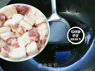 Braised Pork Belly with Radish recipe