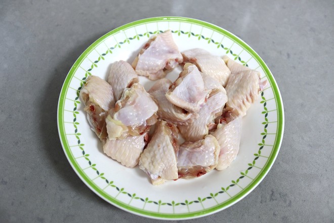 Stir-fried Chicken Wings with Fresh Ginger recipe