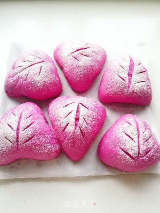 Pitaya Mochi Soft European Buns recipe