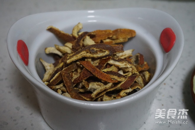 Tasty Crucian Carp Shredded Radish Soup recipe