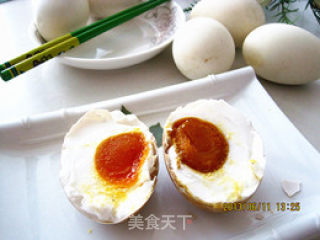 Easy Way to Marinate Delicious Salted Duck Eggs recipe