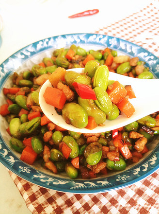 Stir-fried Diced Pork with Carrot and Edamame recipe