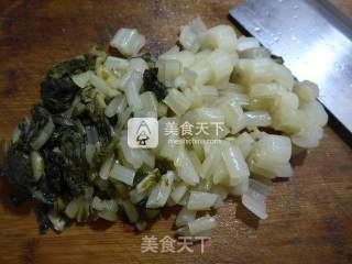 Fried Pickled Cabbage with Pork recipe