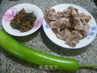 Plum Dried Vegetable Night Blossom Pork Rib Soup recipe