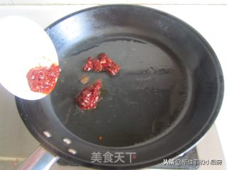 Stir-fried Pork with Spicy Beancurd and Lotus Root recipe