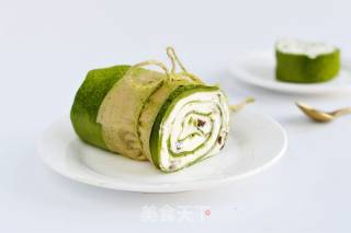 Honey Bean Matcha Towel Roll recipe