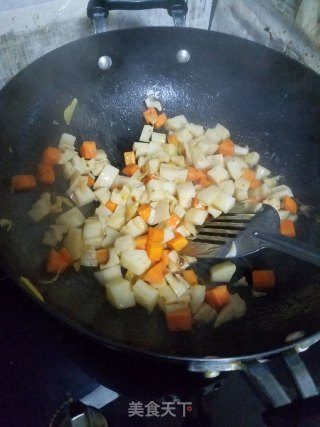 Stir-fried Carrot and Lotus Root with "radish" Soy Sauce recipe