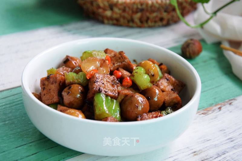 Tofu with Chestnuts recipe