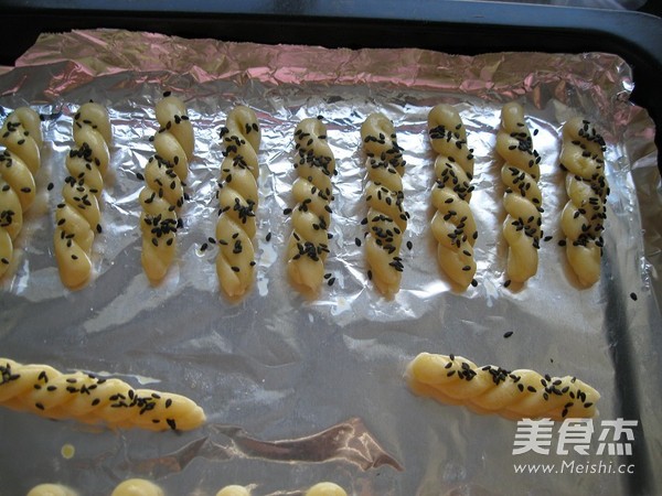 Crispy Small Twist recipe