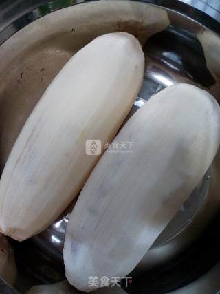 Rock Sugar Glutinous Rice Lotus Root recipe