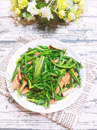 Stir-fried Lettuce with Spiced Dried Beans recipe