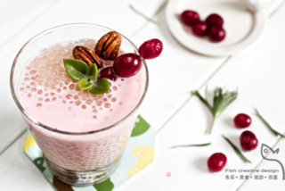 Cranberry Strawberry Sago Juice recipe