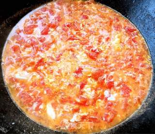 Tomato Egg Flower Tremella Soup recipe
