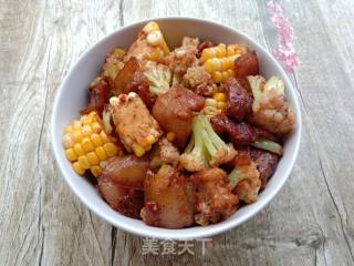 Braised Cauliflower with Pork and Corn recipe