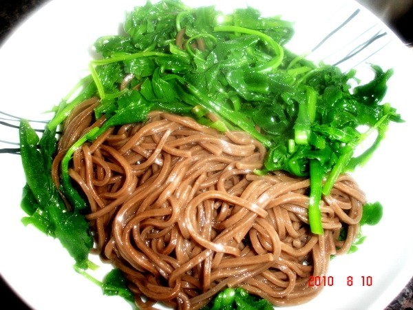 Shepherd's Purse Soba Noodles recipe